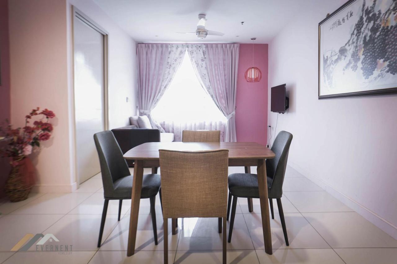 Marina Times Square Homestay By Evernent Miri Exterior foto